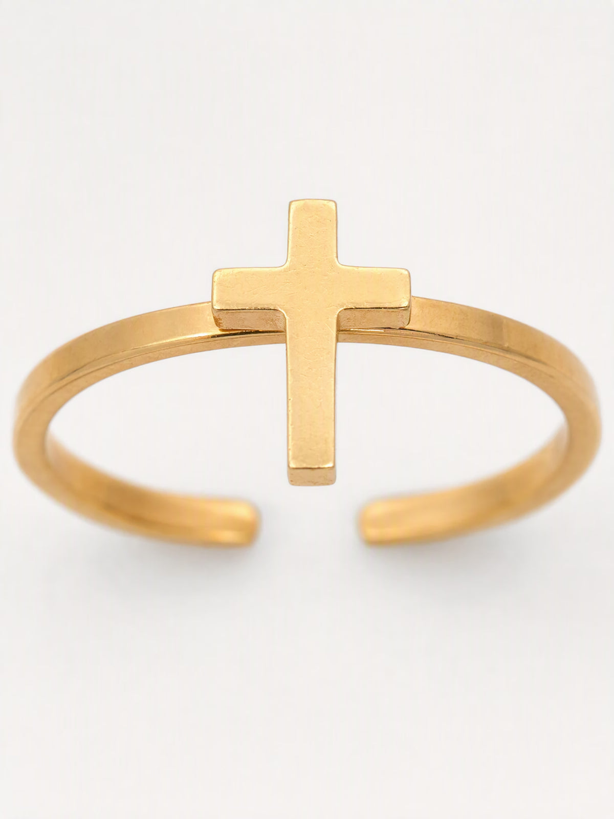 SAINT GILD Cross Ring macro